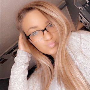 Meet your Posher, Jasmine